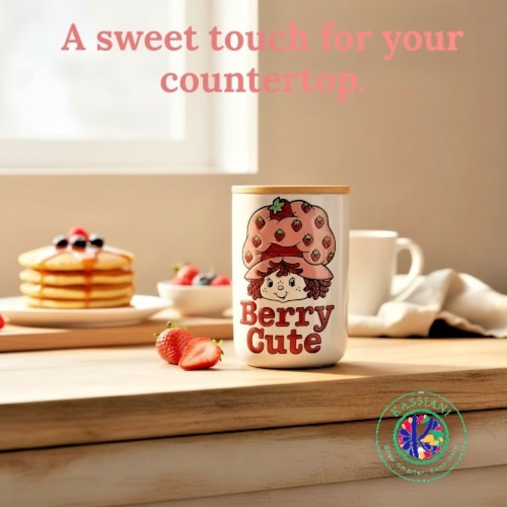 Strawberry Shortcake "Berry Cute" Ceramic Canister with‎ Bamboo Lid